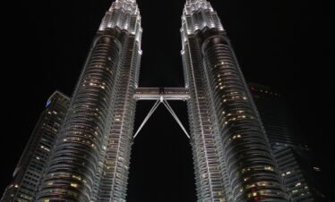 petronas, twin towers, skyscrapers-911580.jpg